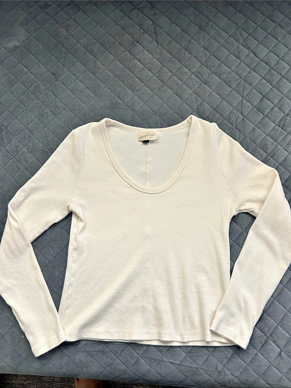 Universal Thread Ribbed Long Sleeve Scoop Neck Top Cream